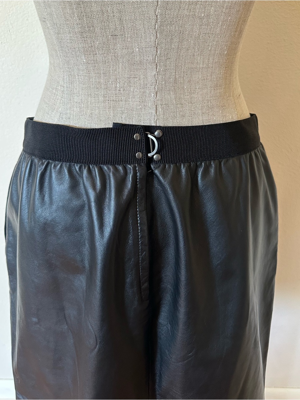 Ann Taylor Loft Black Leather Skirt Straight Pencil Womens 6 Pockets - Picture 5 of 10